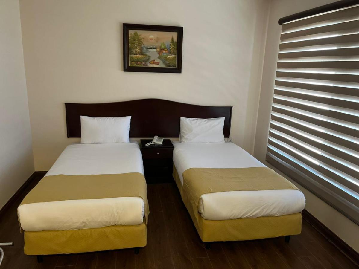 Rozana Hotel Амман Экстерьер фото