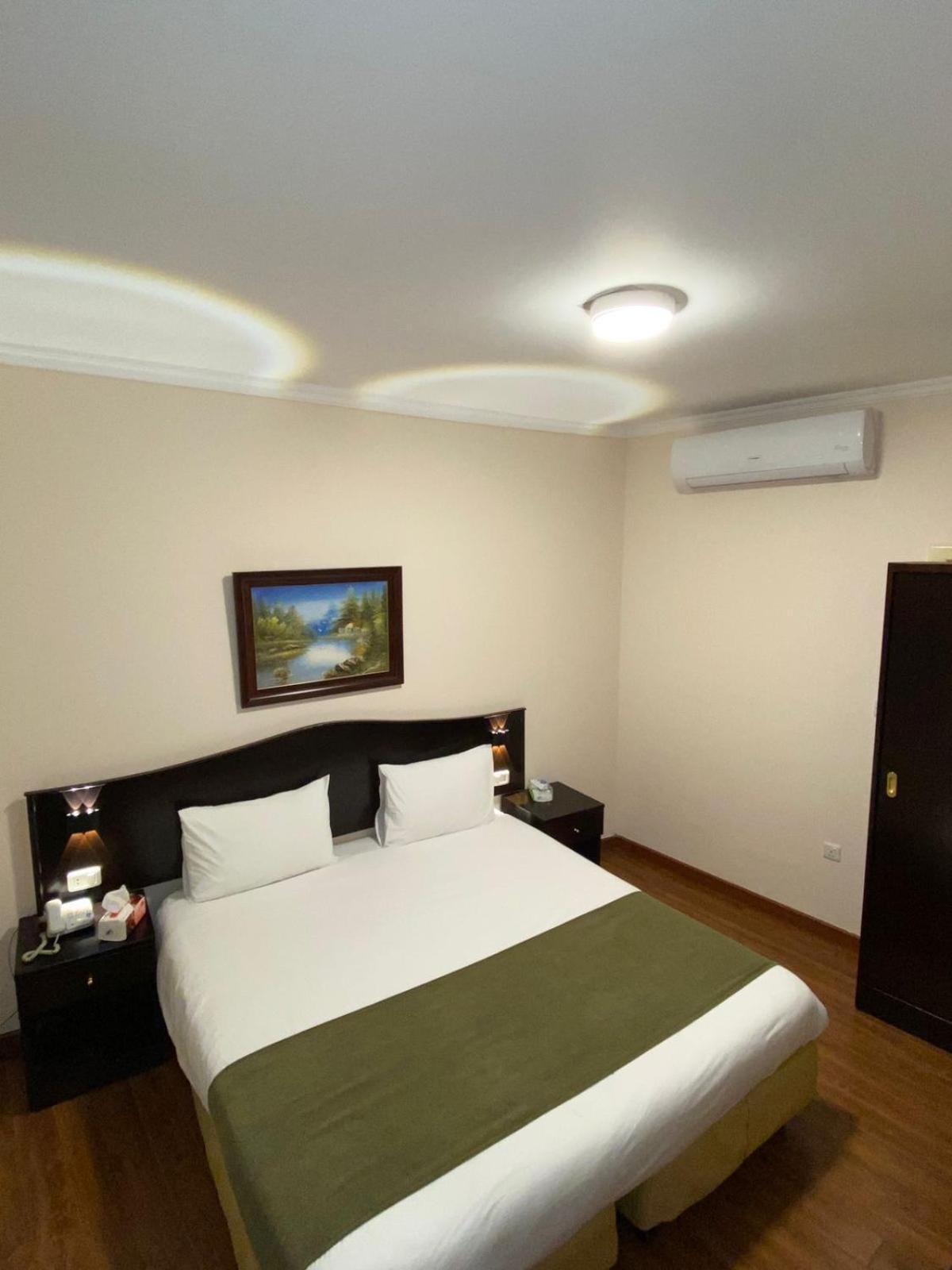 Rozana Hotel Амман Экстерьер фото